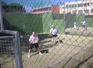 Fotos de Padel. Novopadel «e» contra Everest el Bosque «d».