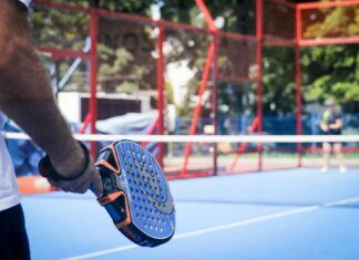 Mejores Consejos de Protección Solar para Jugar al Pádel al Aire Libre en Verano