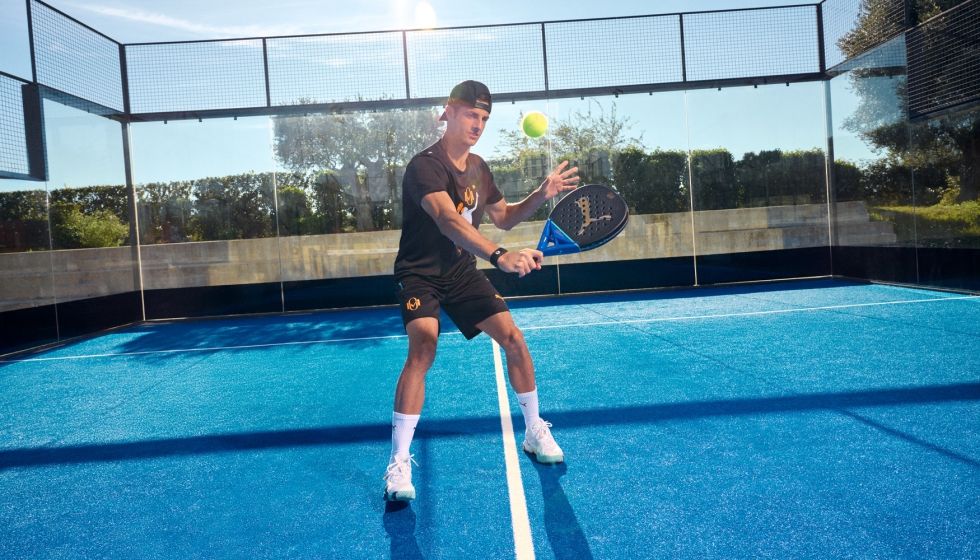 Zapatillas de padel Puma Nova Elite 2025: Las zapatillas de Momo González.