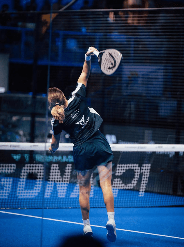 pala de padel ari sanchez
